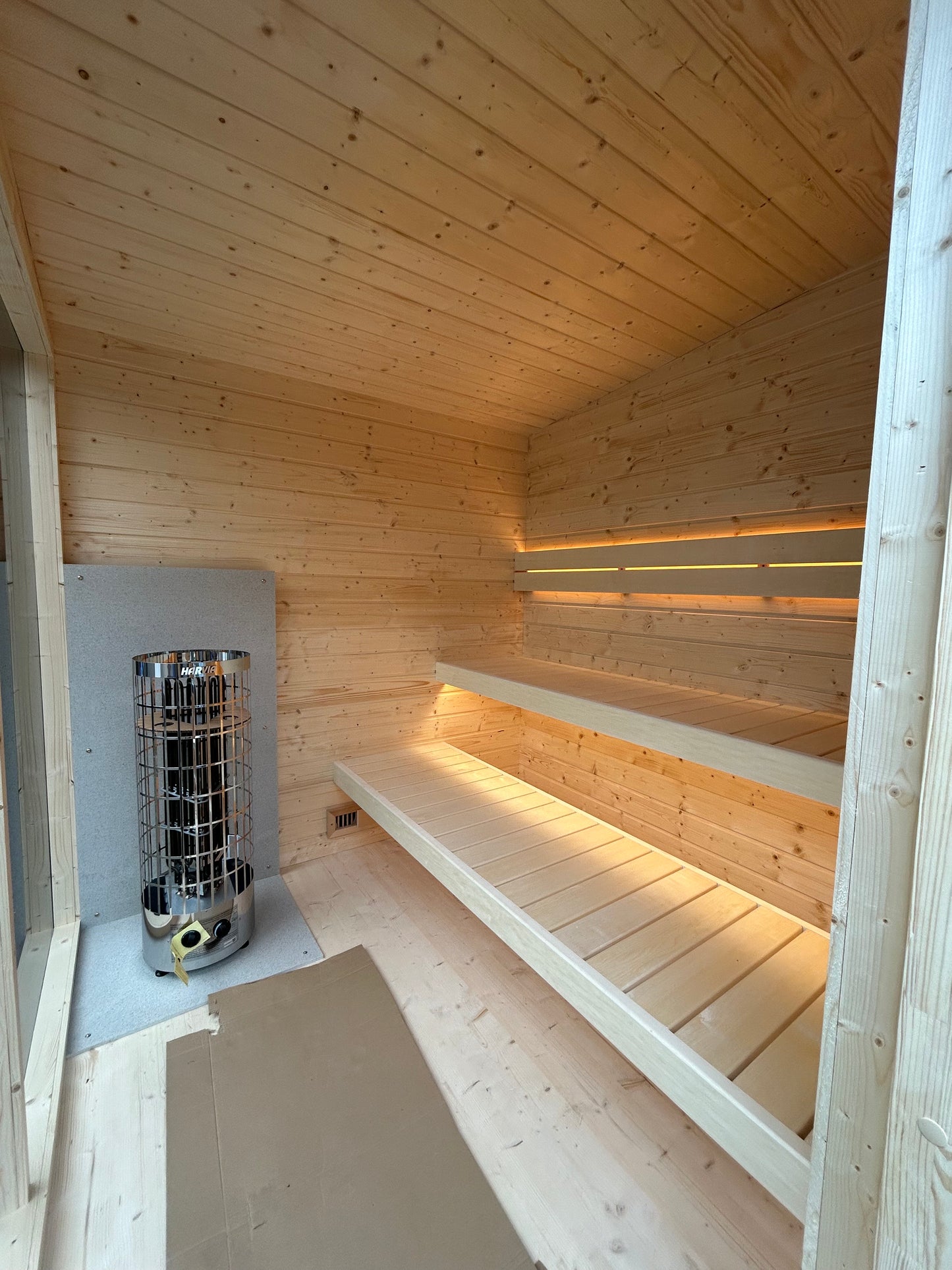 6 Person Cabin Sauna